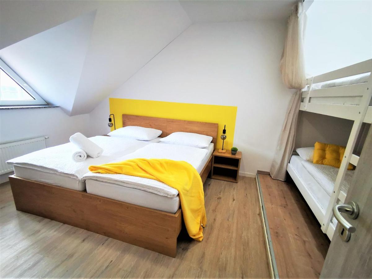 Rainbow House Rooms Марибор Экстерьер фото