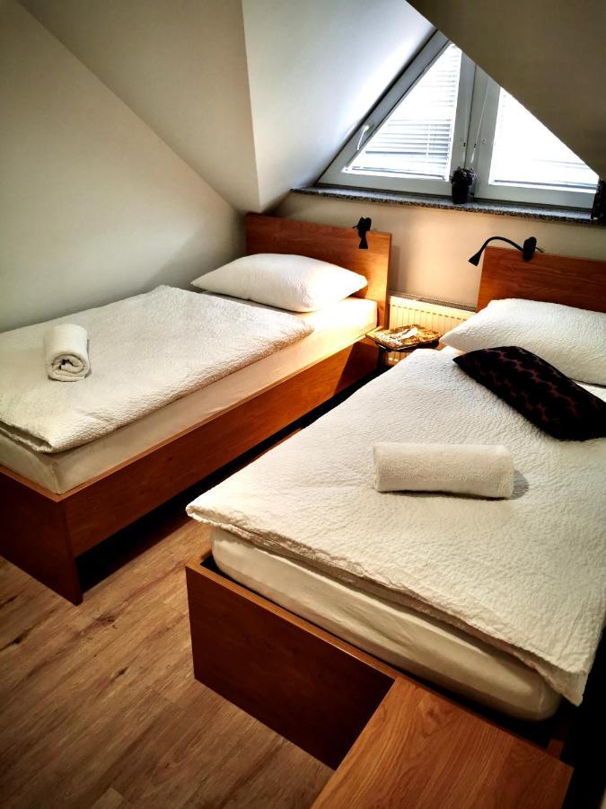 Rainbow House Rooms Марибор Экстерьер фото